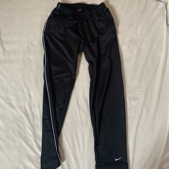 thick nike sweatpants